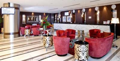 تور دبی هتل رامادا چلسی - آزانس مسافرتی و هواپیمایی آفتاب ساحل آبی